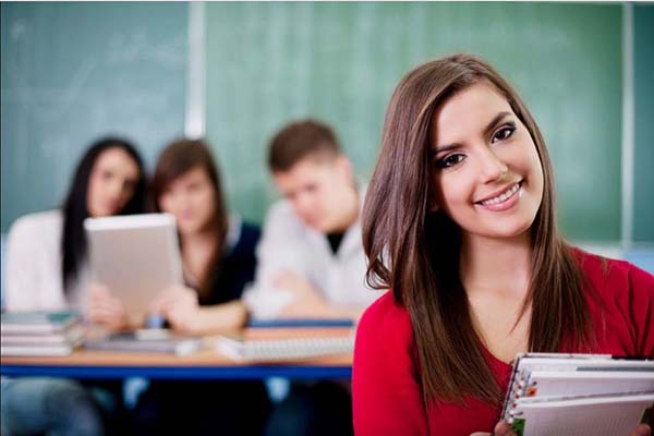 Những lợi ích khi phụ huynh thuê gia sư cho con